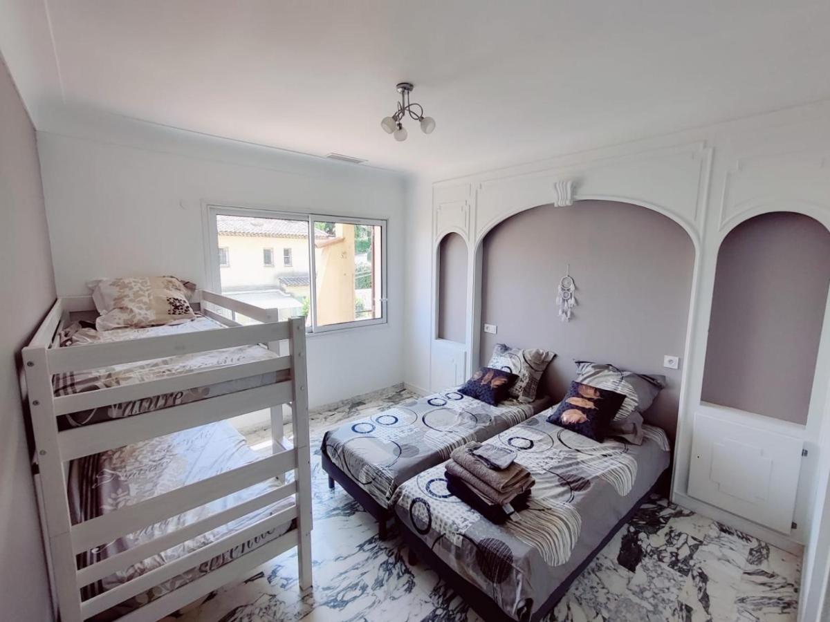La Villa Castel - Haut De Villa - Parkings- 3 Chambres - 8 Couchages - Jardin - Barbecue Cagnes-sur-Mer Exterior foto